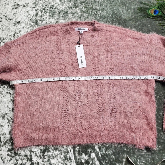 BB Dakota Eyelash Knit Pullover Sweater - Picture 4 of 6